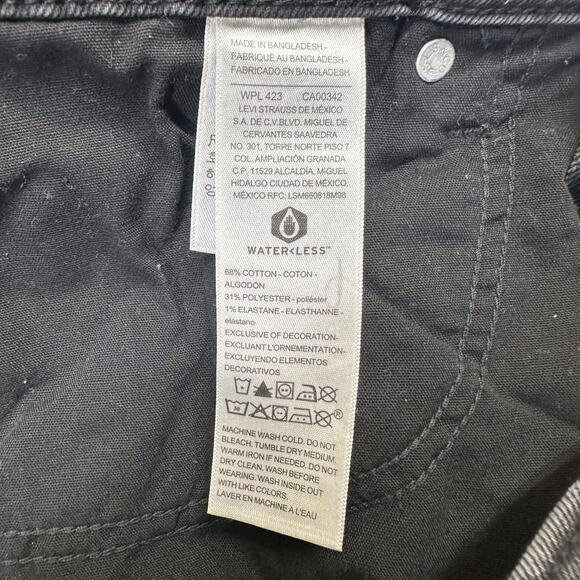 Signature Levi Strauss Women's High-Rise Kick Boot Jeans Size 10 Black #2011 - Picture 4 of 9